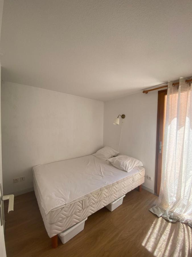 Pavillon 20M De La Plage Des Ayguades Gruissan Exteriör bild