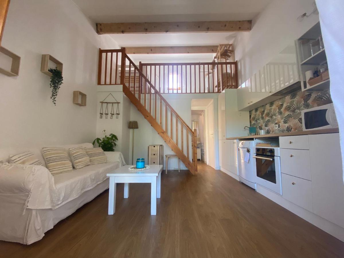 Pavillon 20M De La Plage Des Ayguades Gruissan Exteriör bild